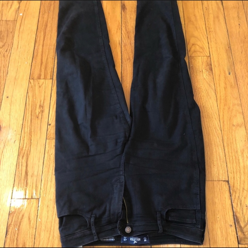 🌼Jean Sale🌼 Hollister Jean in size 9R waist 29